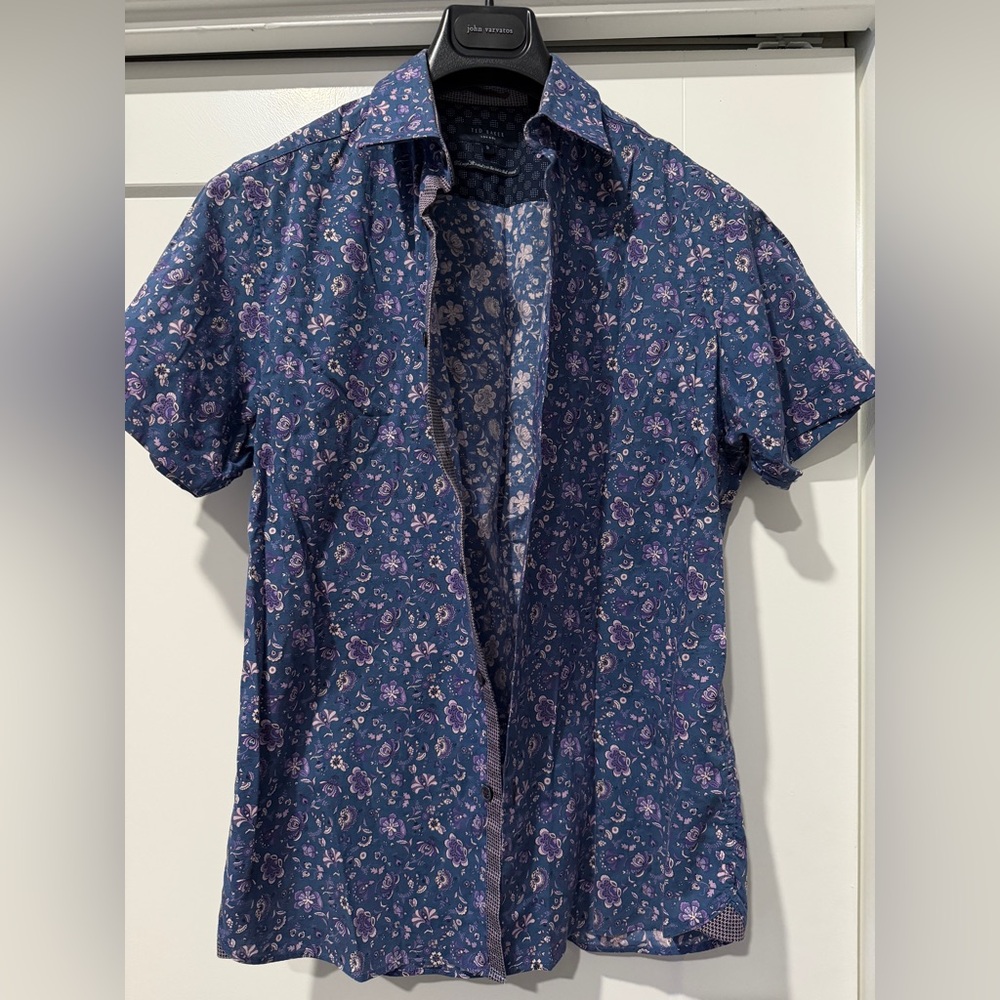 Ted Baker Navy Blue Floral Short-Sleeve Button-Down Shirt